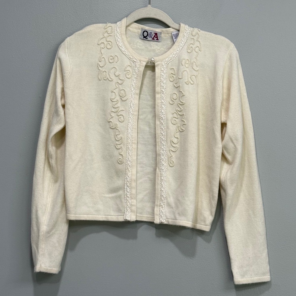 Q&A Vintage Cream Beaded Pearl Embroidered Cropped Cardigan Sweater Size M